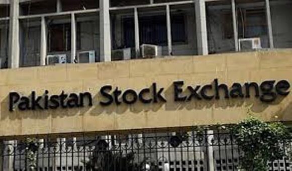 Pakistan Stocks Fall in Mixed Trading; KSE-100 Sheds 74 Points