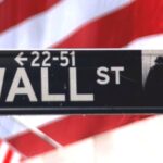 U.S. Stocks Close Mixed Amid Geopolitical Tensions