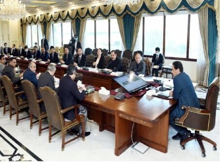 PM Imran directs facilitating Chinese industrialists