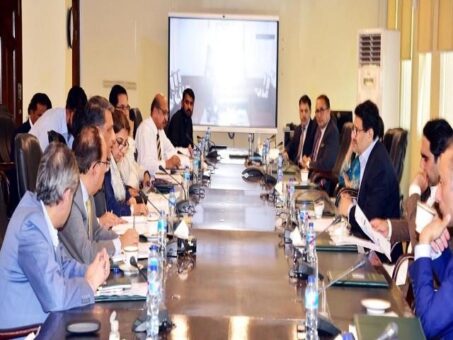 ECC approves Rs55.48bn for price differential claims of OMCs