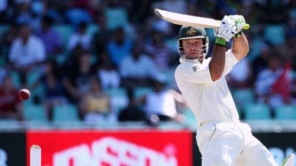 Ricky Ponting Urges Warner’s Retention in 4th Ashes Test