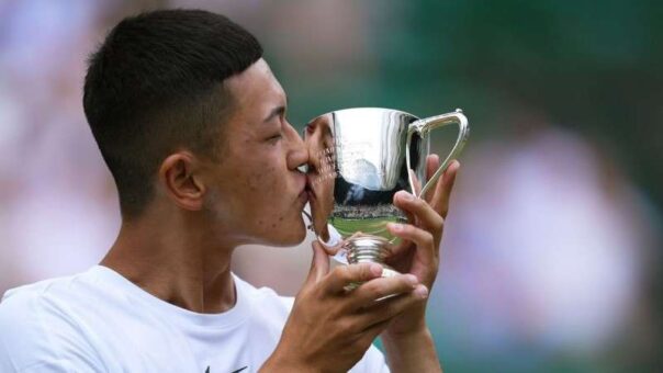 Japanese Teen Makes History: Youngest Wimbledon Champion