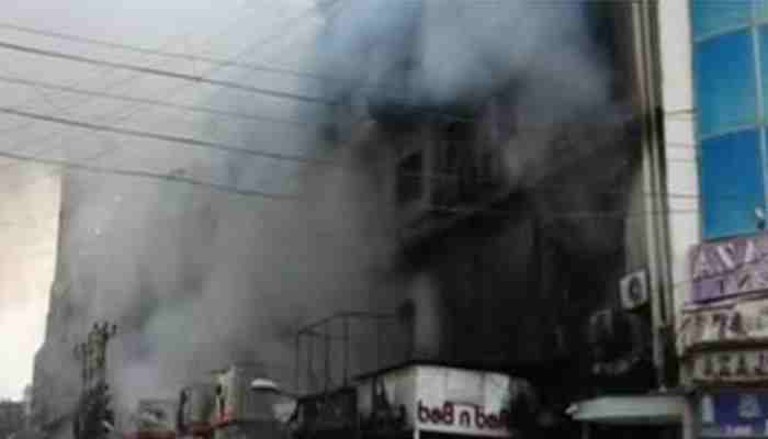 Karachi Fire Gul Plaza